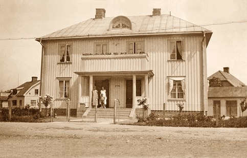 1927-0100b-huset